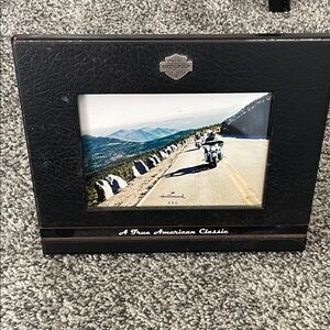 Harley-Davidson Black Leatherette Photo Frame with Silver Badge